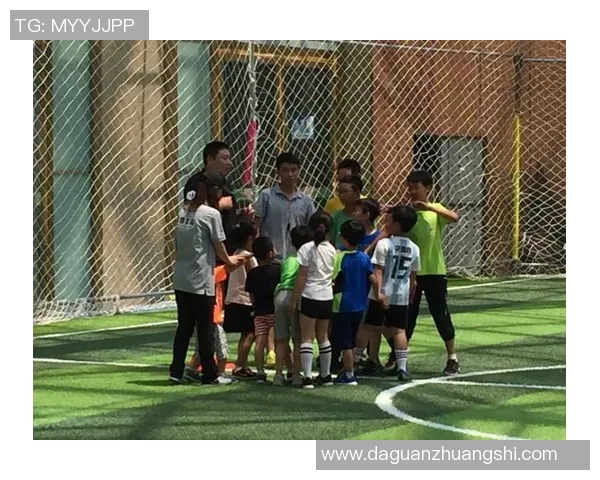 南京足球队耐力争议引发热议球迷与专家各执己见探讨背后原因